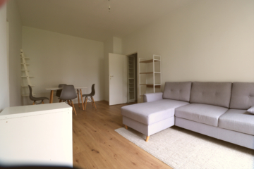 Für Kapitalanleger: Leerstehend und provisionsfrei: Schöne 2-Zimmer-Wohnung in Wittenau, 13437 Berlin, Etagenwohnung
